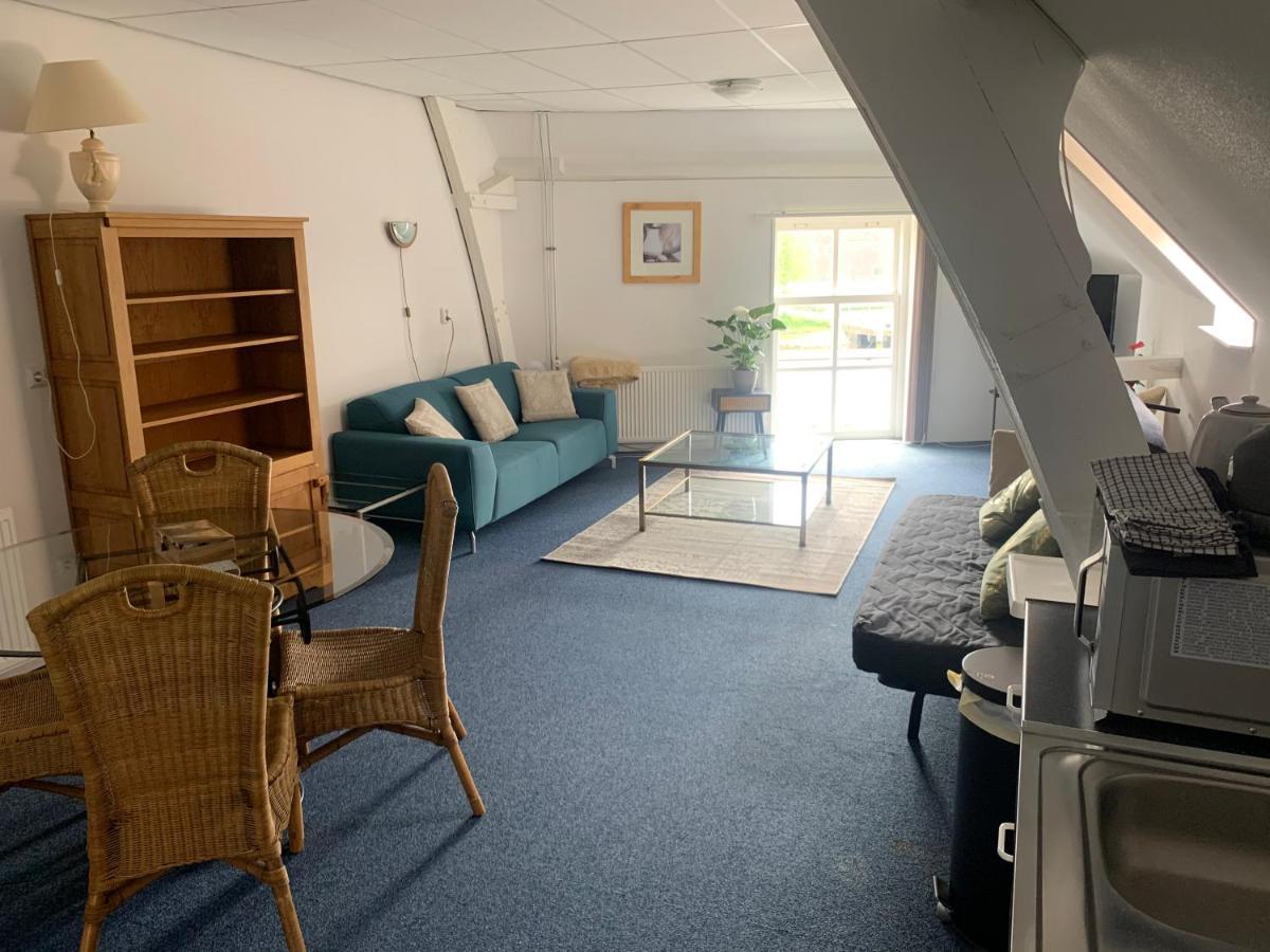 Pakhuis Aan De Haven - Bakboord Zierikzee Ngoại thất bức ảnh