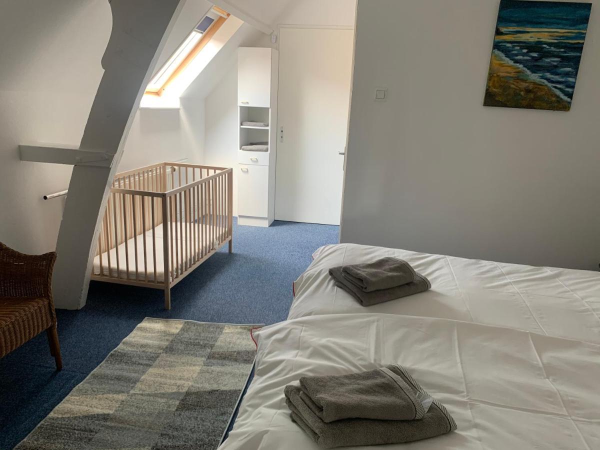 Pakhuis Aan De Haven - Bakboord Zierikzee Ngoại thất bức ảnh